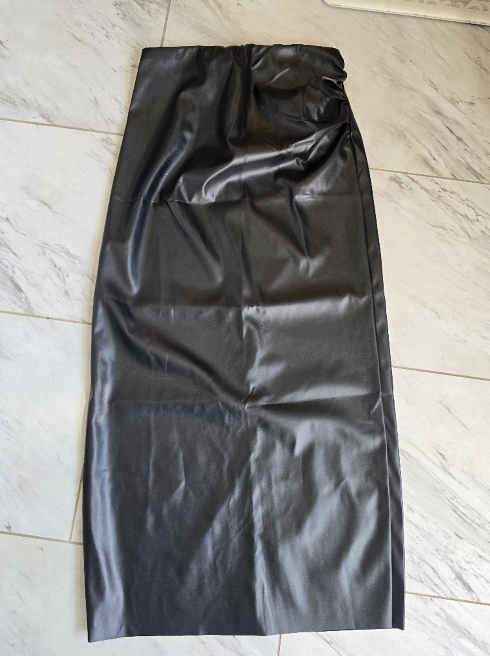 Women's Black Faux Leather Pencil Skirt